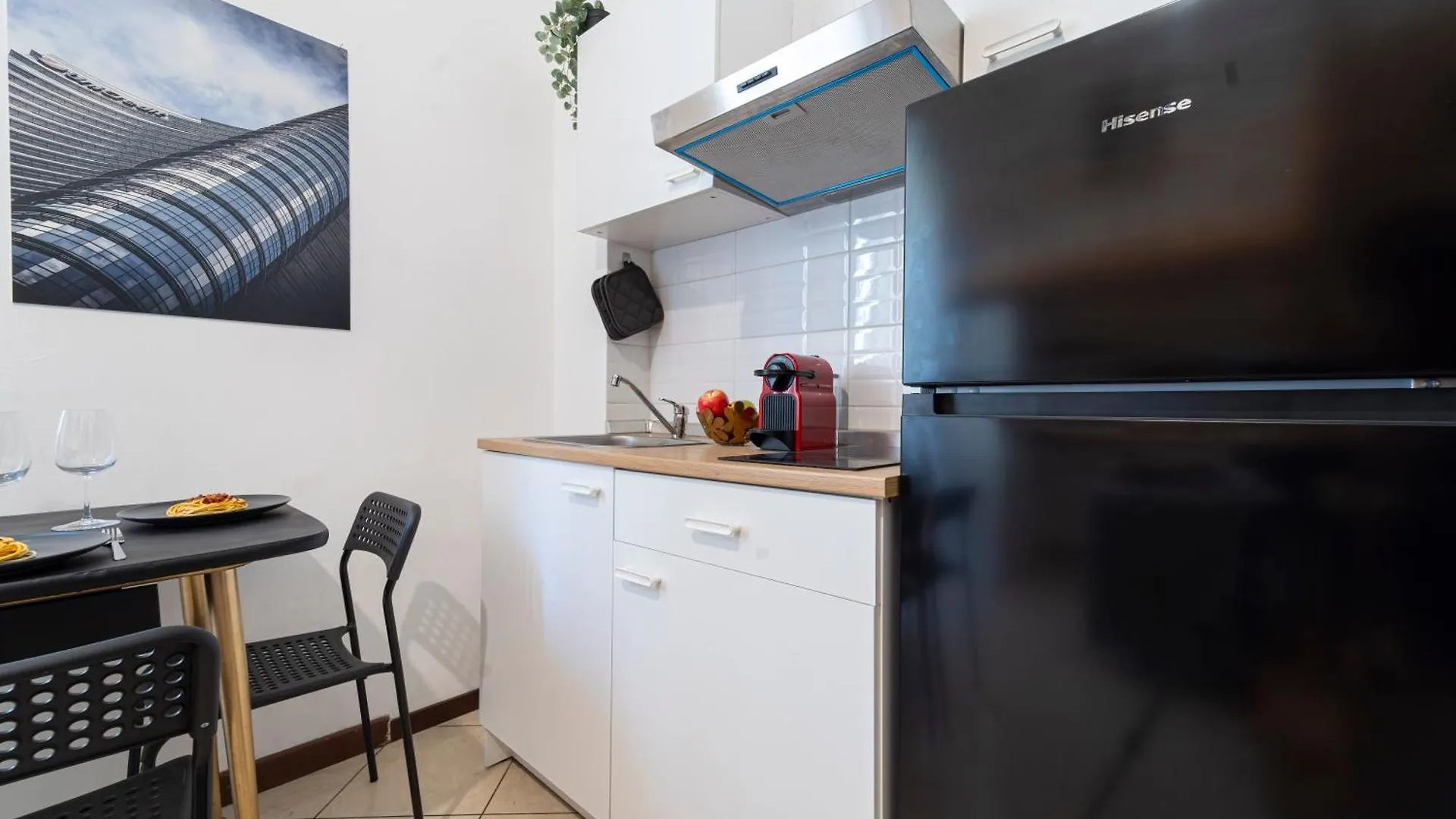 I Host Apartment - Pasteur 15-2 ミラノ